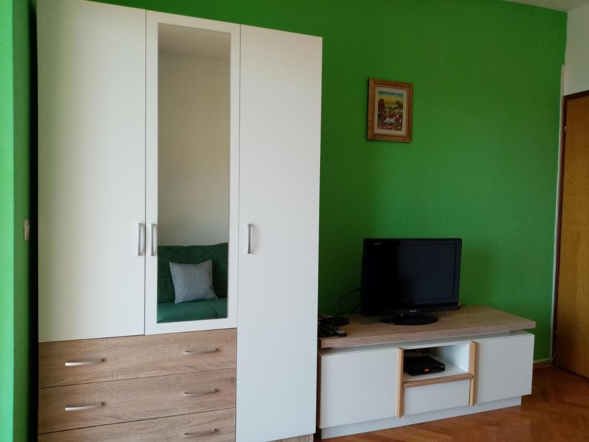 Apartman Violeta Lovran Exterior foto